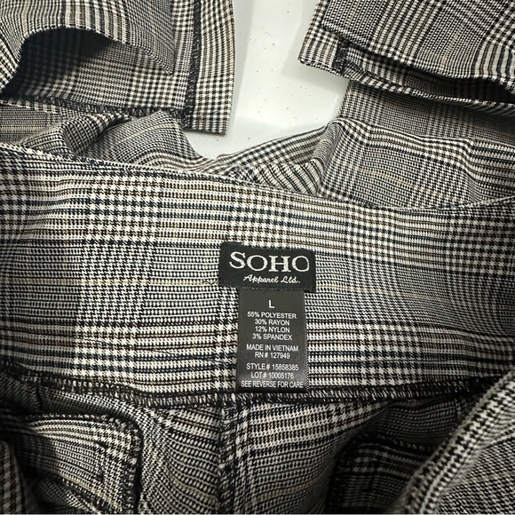 SOHO apparel LTD size L - Picture 3 of 11